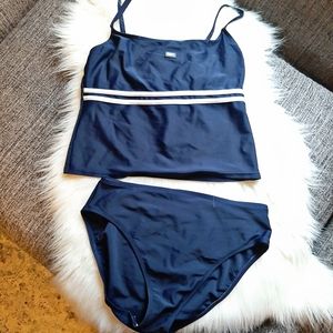 [St John's Bay] 2 piece sporty tankini swimsuit.